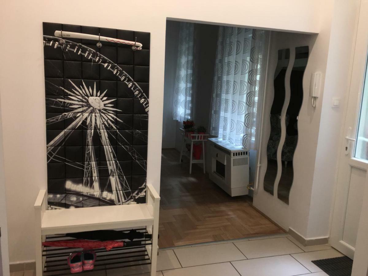 Lovag Apartman Budapest Exterior foto