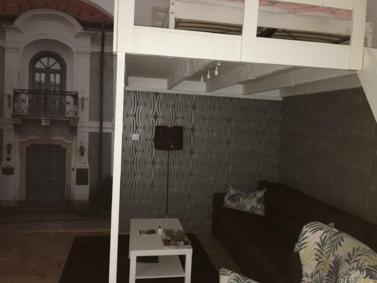 Lovag Apartman Budapest Exterior foto